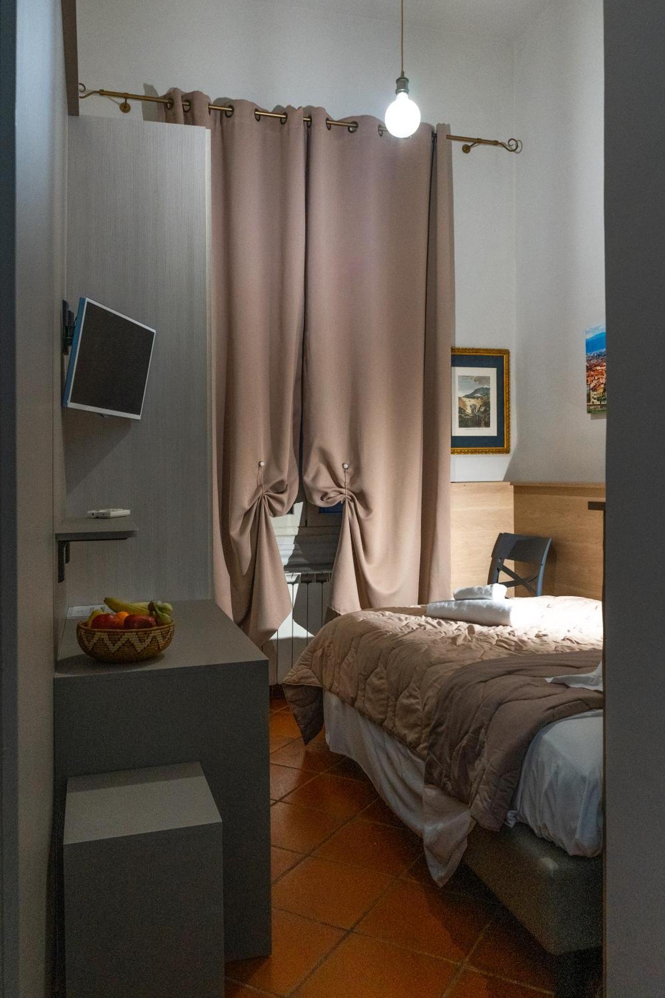 La Rosa Di Firenze B&B Екстер'єр фото