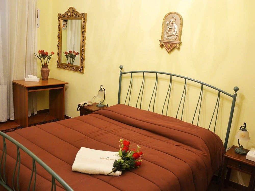 La Rosa Di Firenze B&B Екстер'єр фото