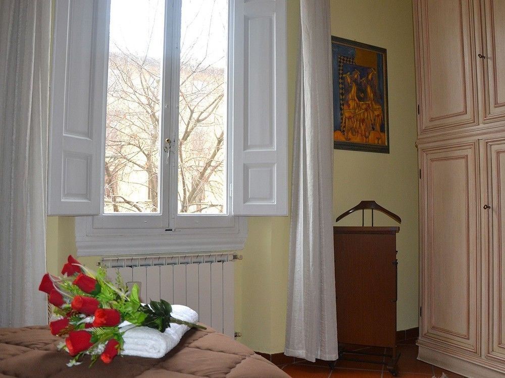 La Rosa Di Firenze B&B Екстер'єр фото